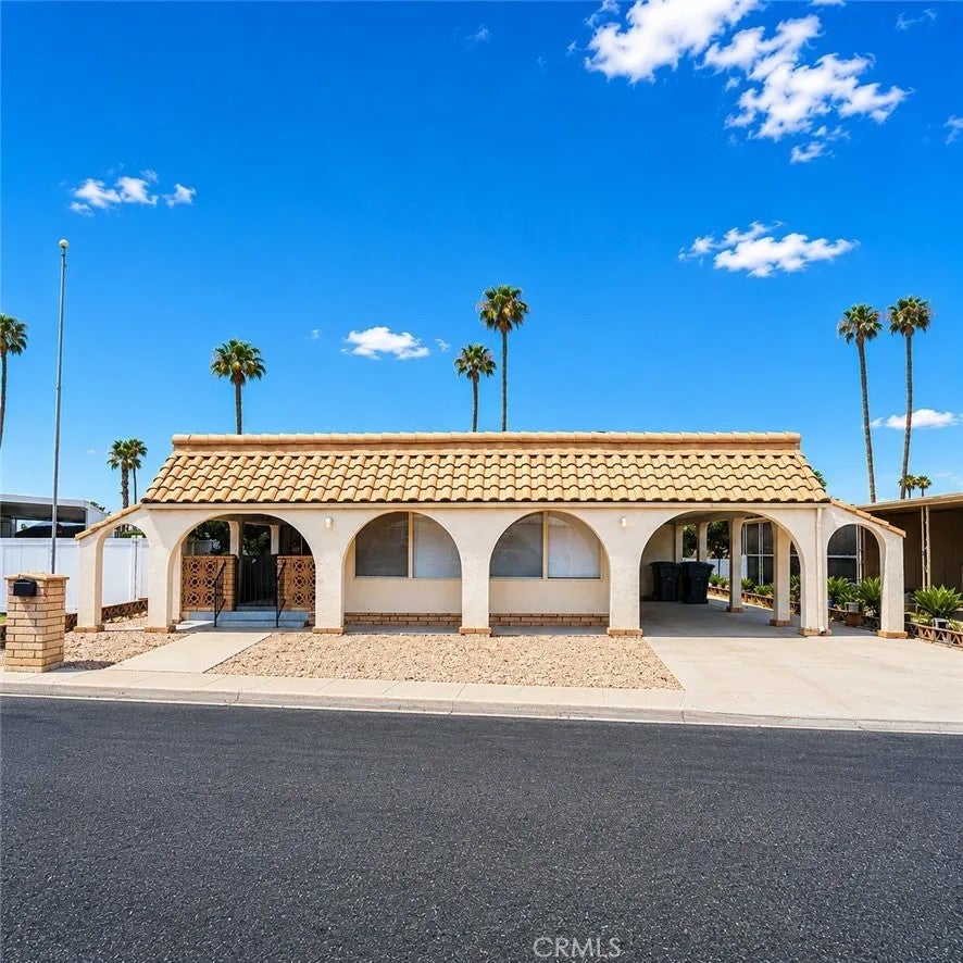 560 Santa Clara Circle — photo