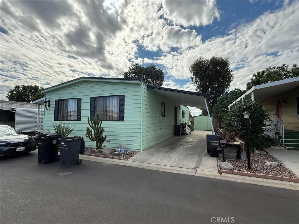 601 N Kirby 346 — photo