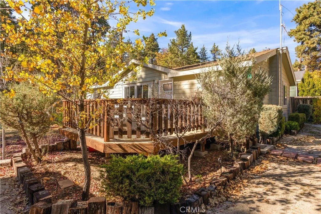 23700 Clement Way — photo
