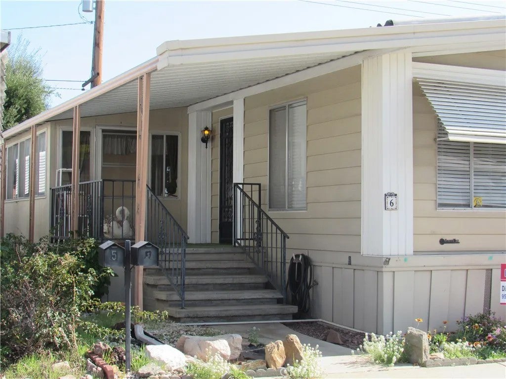 27701 Murrieta 6 — photo