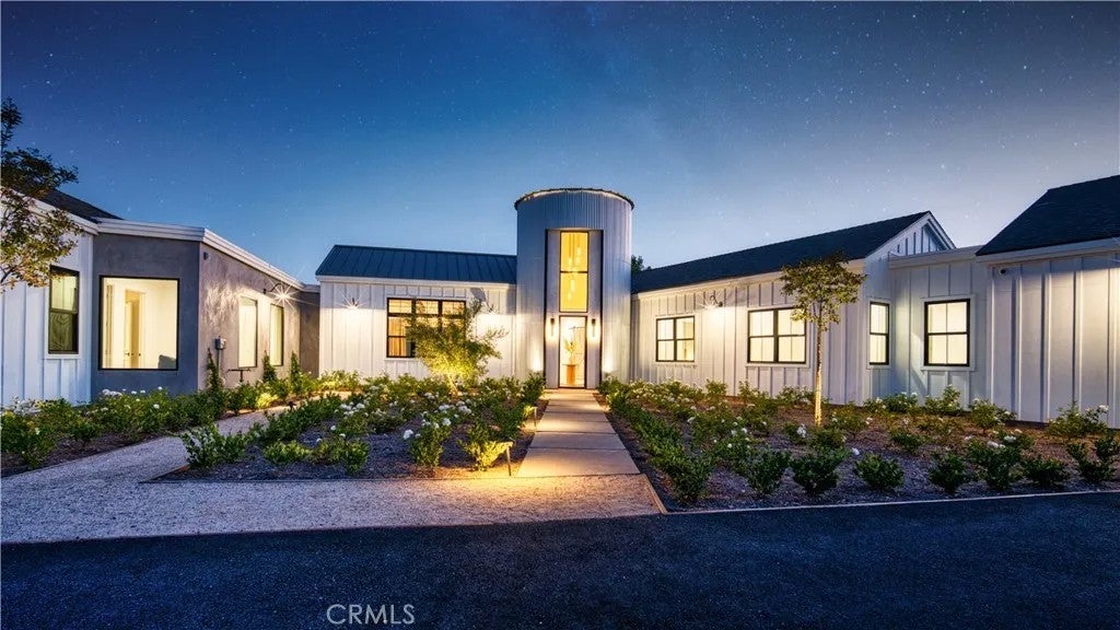 39241 Corte Venture — photo