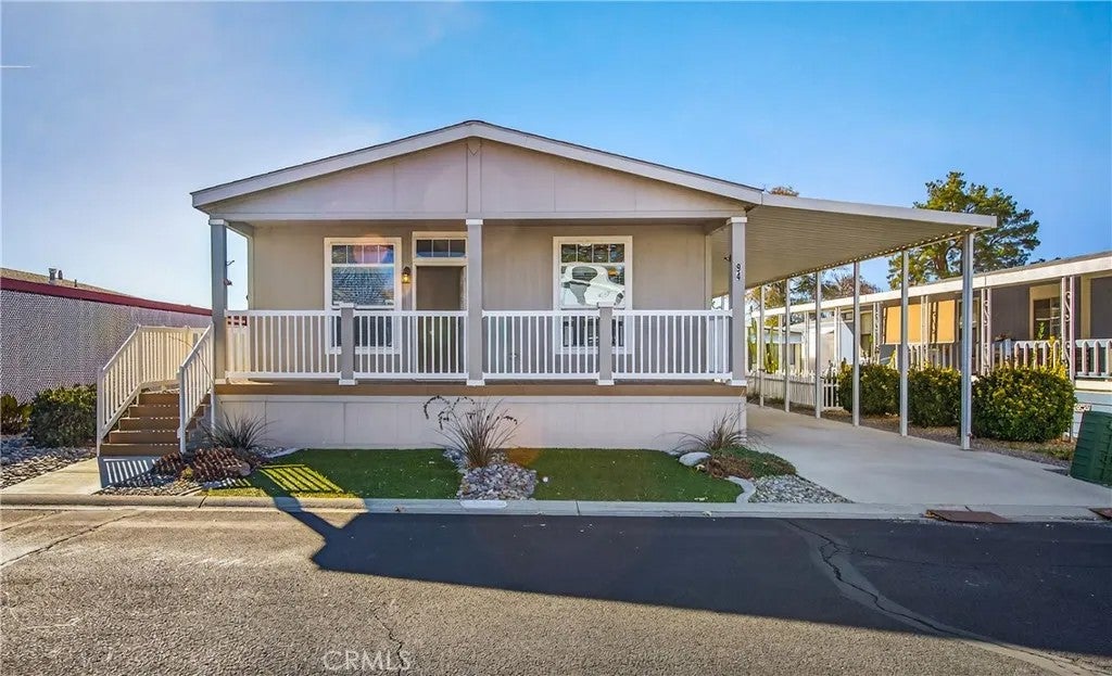 1300 W Menlo 94 — photo
