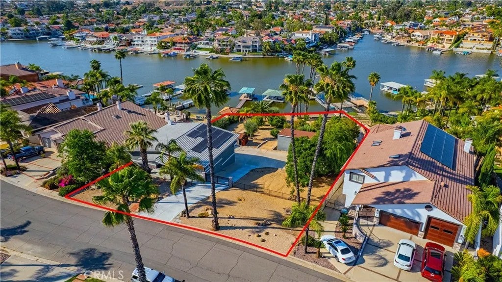 23256 Gray Fox Drive — photo