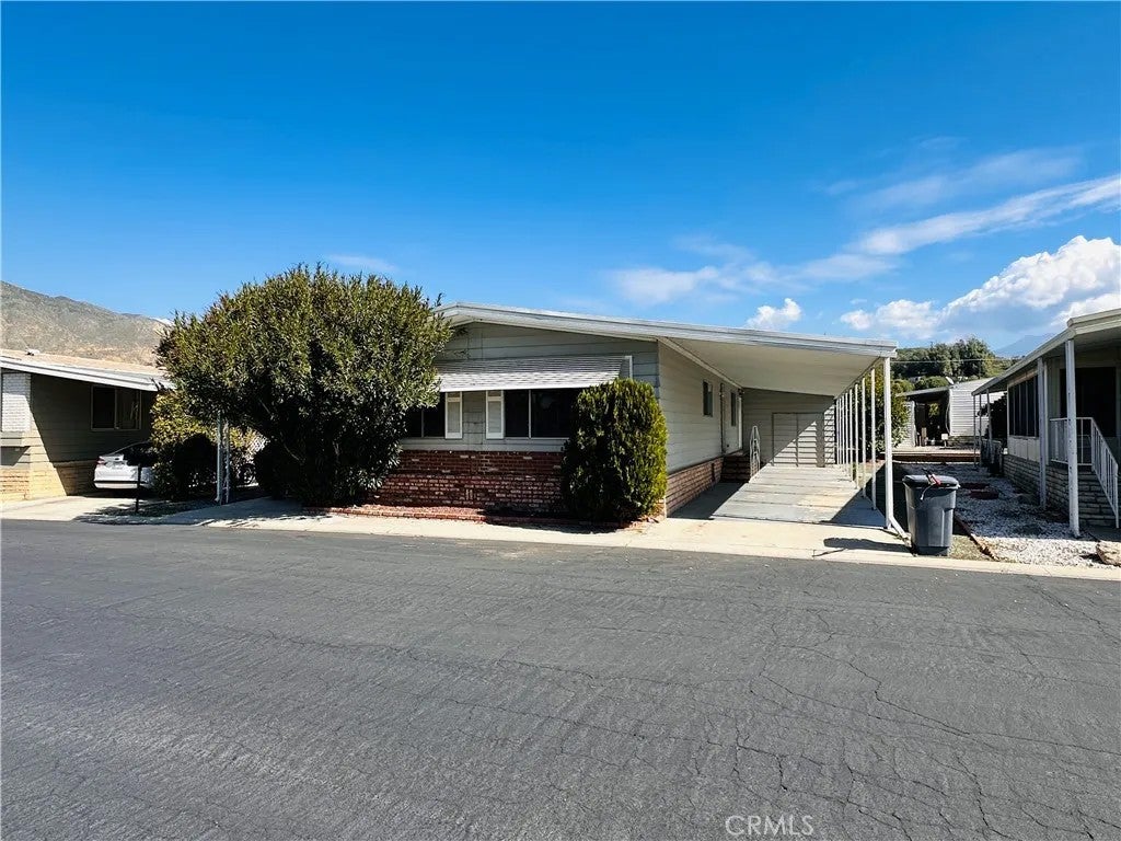 2230 Lake Park 140 — photo
