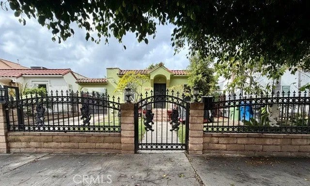 3005 11th Avenue — photo