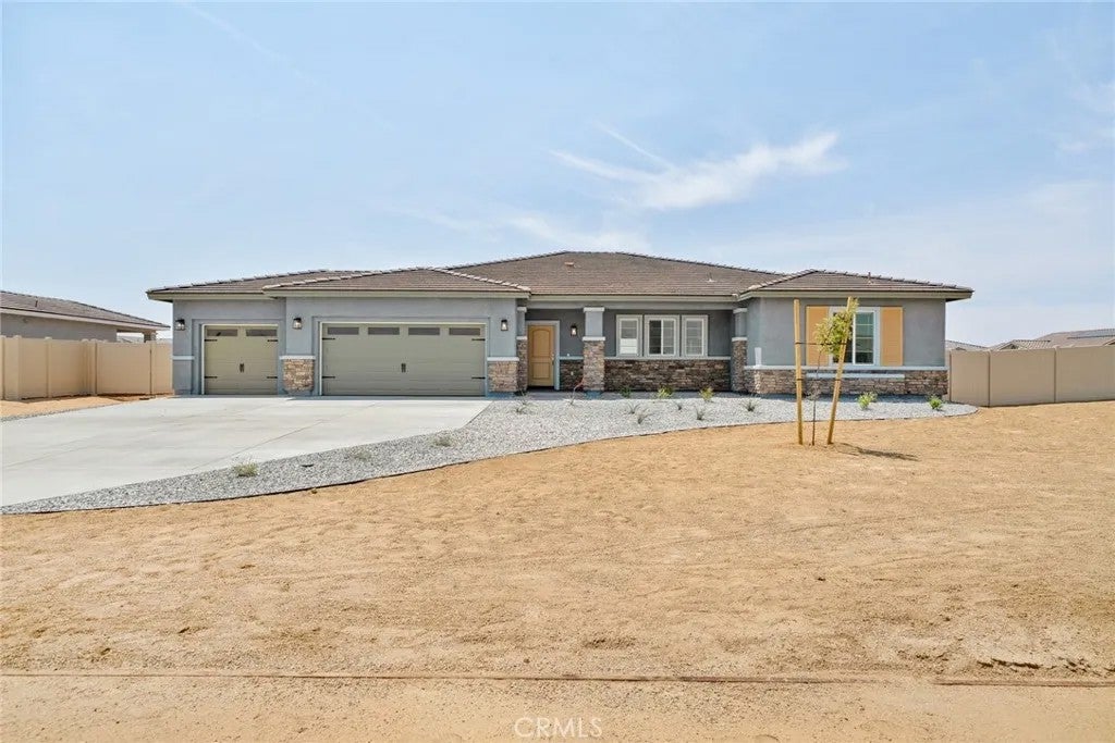 14547 Indigo — photo
