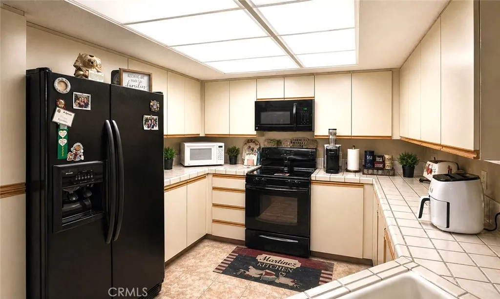 43170 Wall Unit E, Hemet, CA 92544 — photo 3