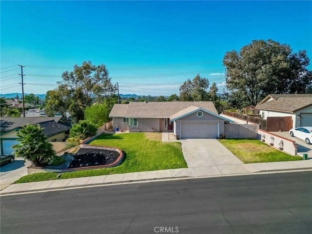 30630 Southern Cross Road, Temecula, CA 92592 — photo 2