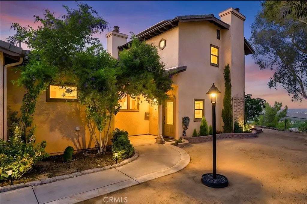 32360 Navajo Springs — photo