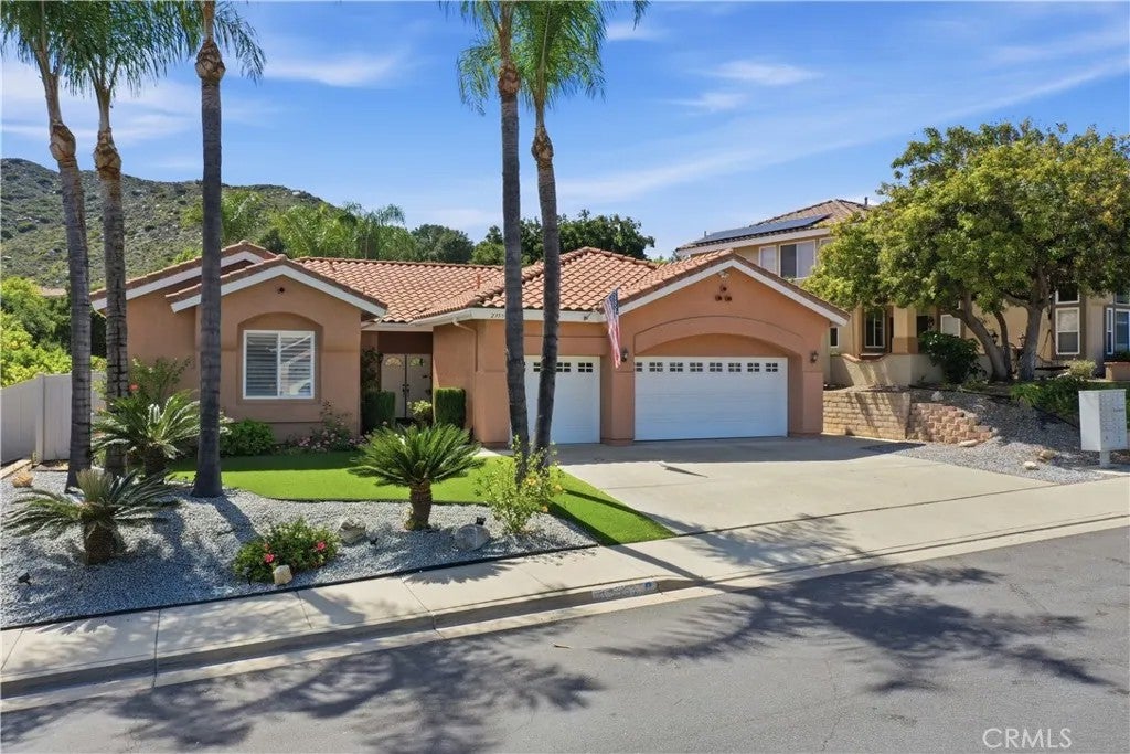 23553 Bending Oak Ct — photo