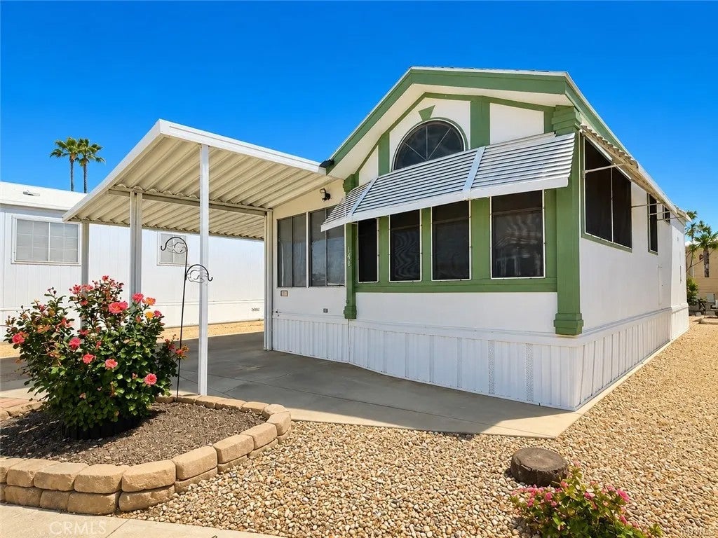 1295 S Cawston 146 — photo