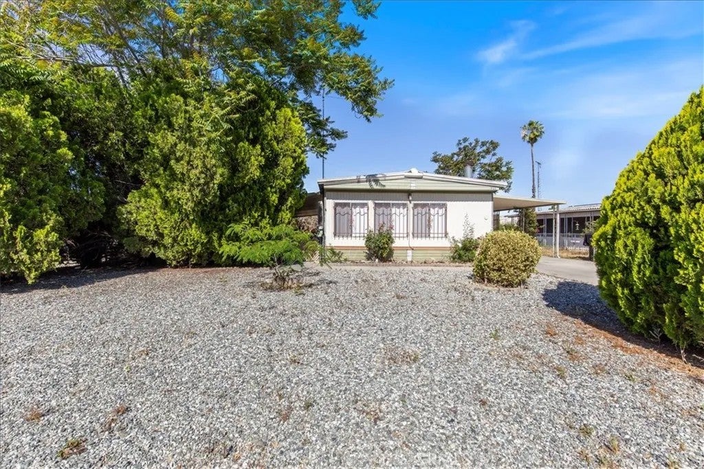 733 Haley Way — photo