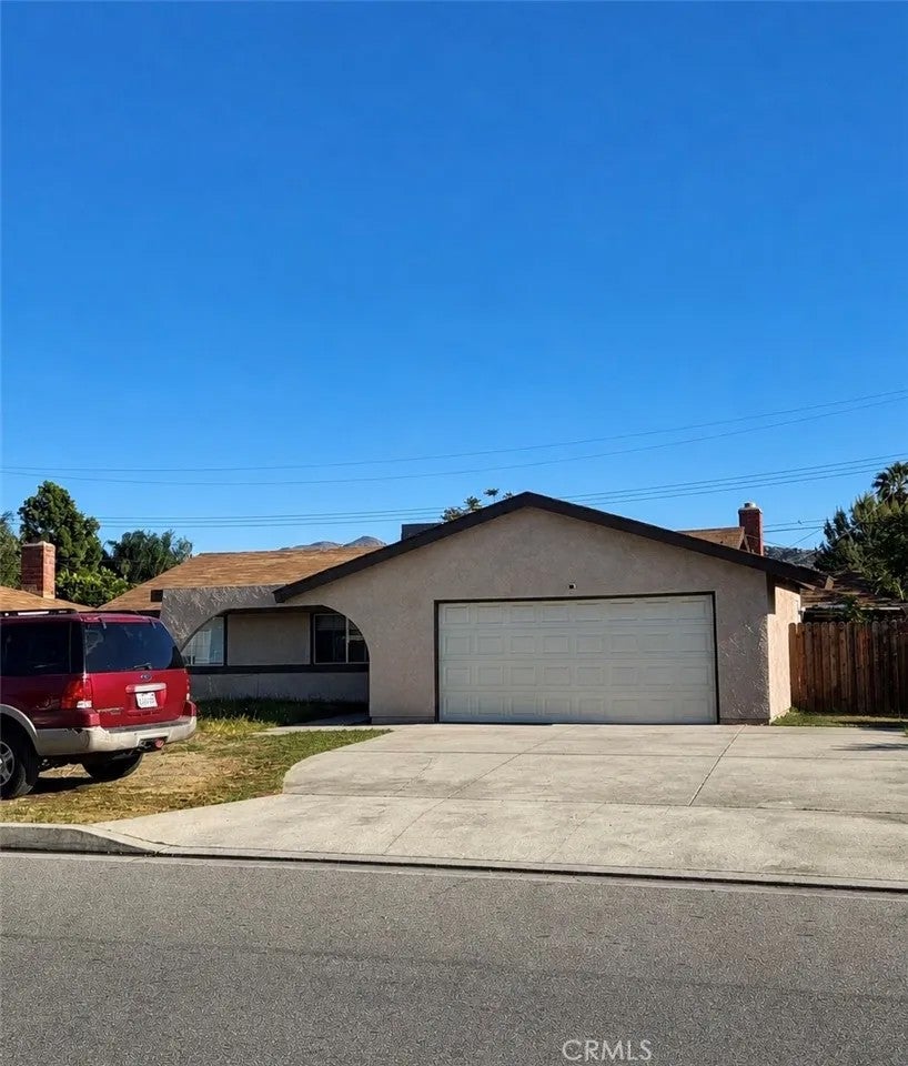 40557 Mayberry Avenue — photo