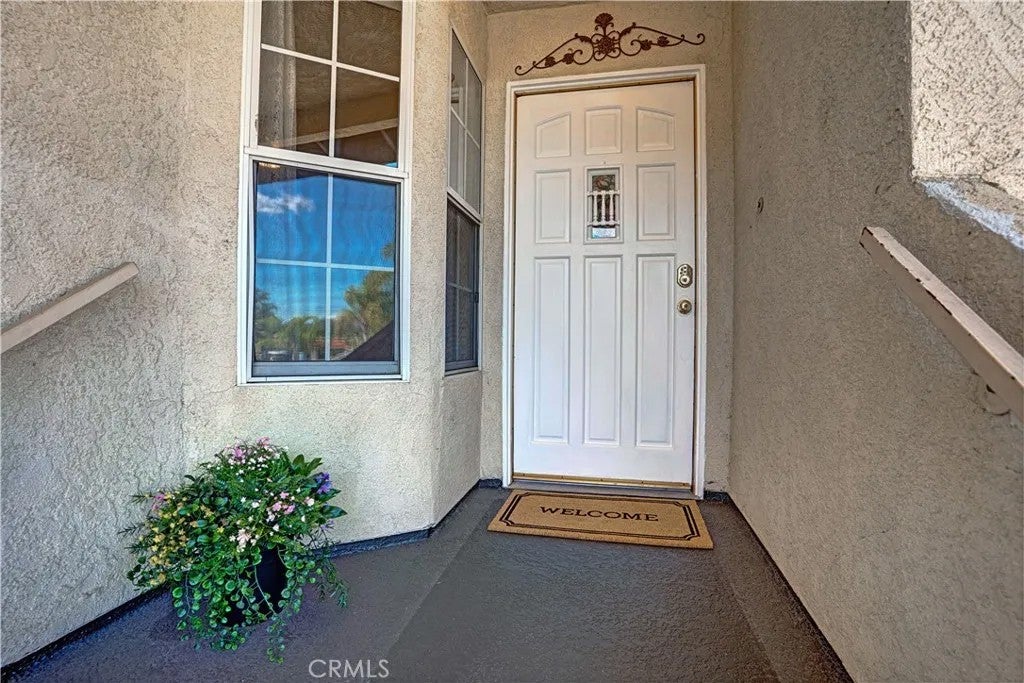 22196 Hoofbeat Way — photo