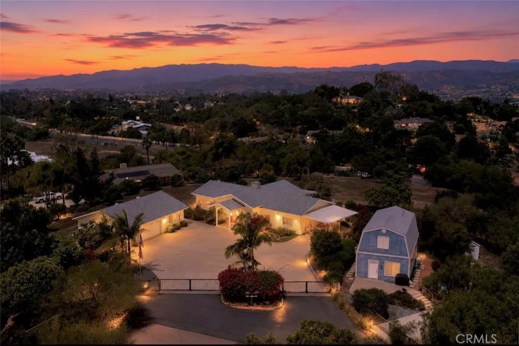 2713 E Mission, Fallbrook, CA 92028 — photo 2