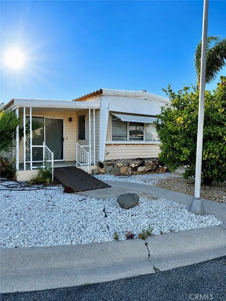 101 Santa Clara Circle — photo