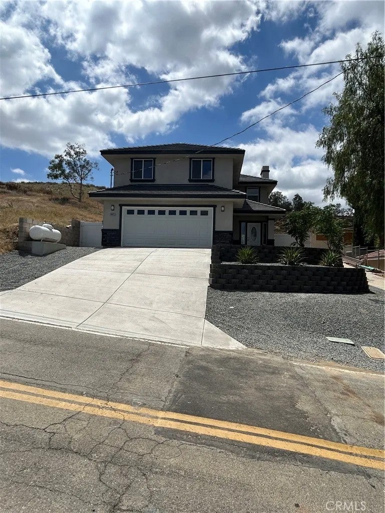 30492 Illinois Street — photo