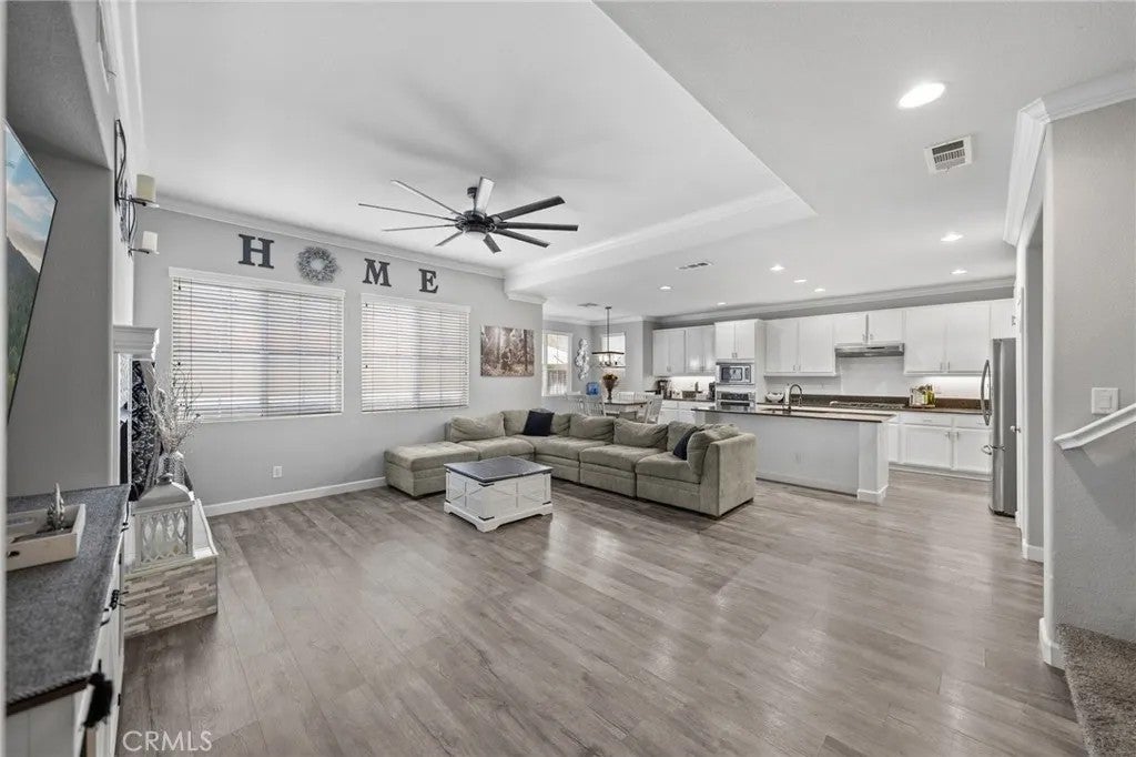 40259 Hannah Way — photo