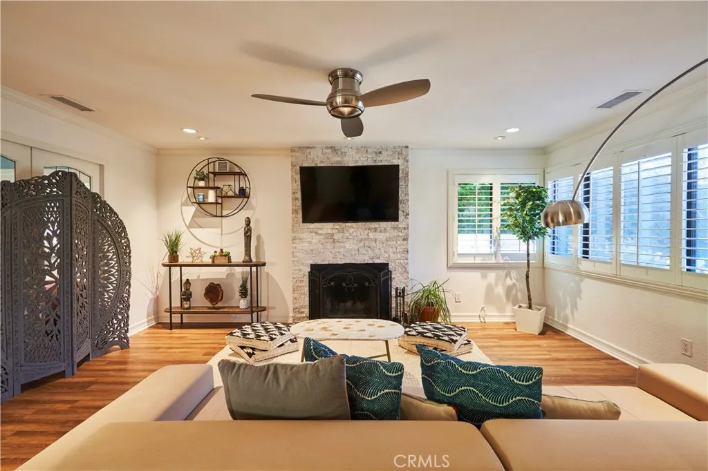 54440 Eisenhower Drive — photo