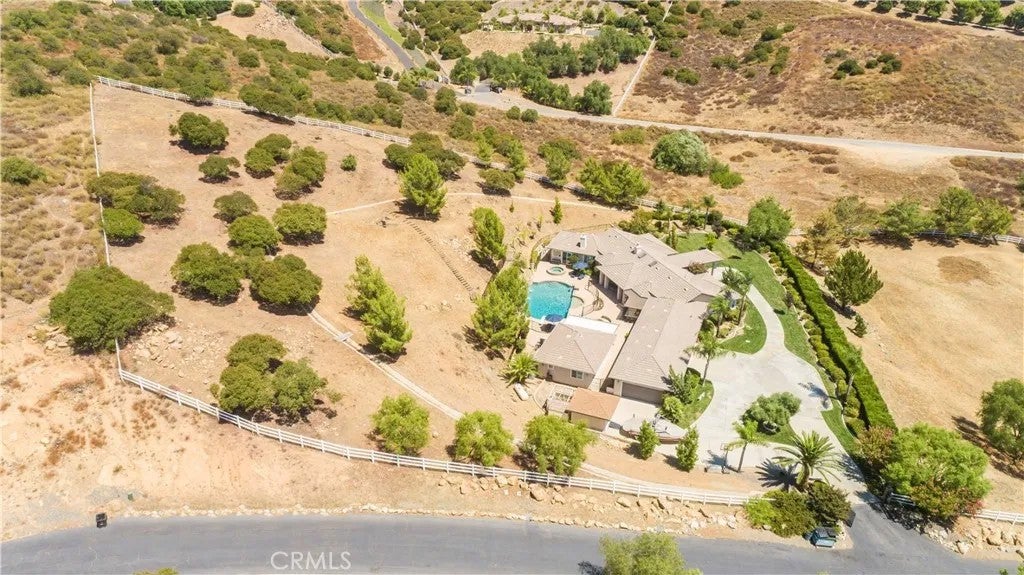 38580 Celine Cove — photo