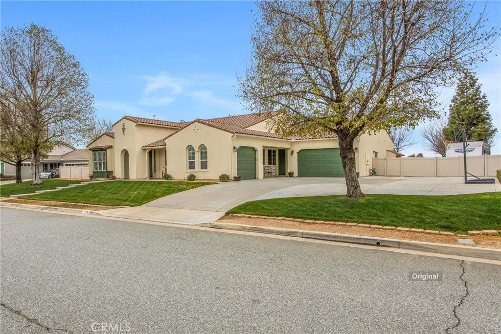 1779 Hannon — photo