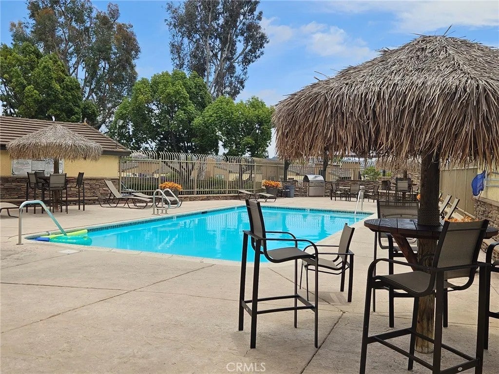 5010 Los Morros Way 25 — photo