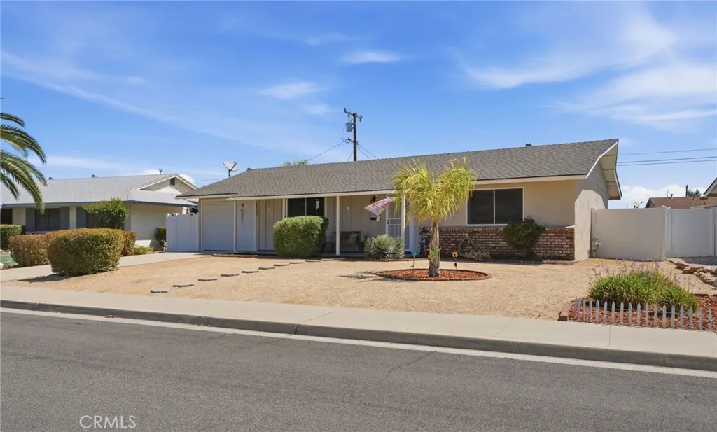 29140 Prestwick Road, Menifee, CA 92586 — photo 2