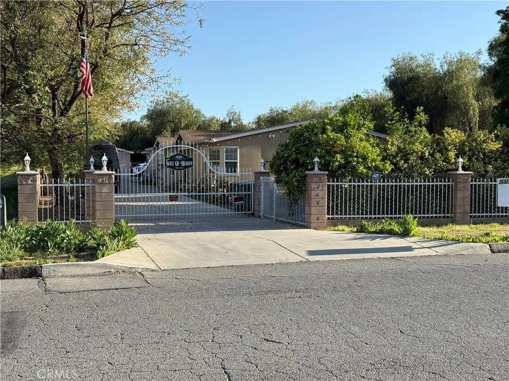 26825 Lazy Creek Rd — photo