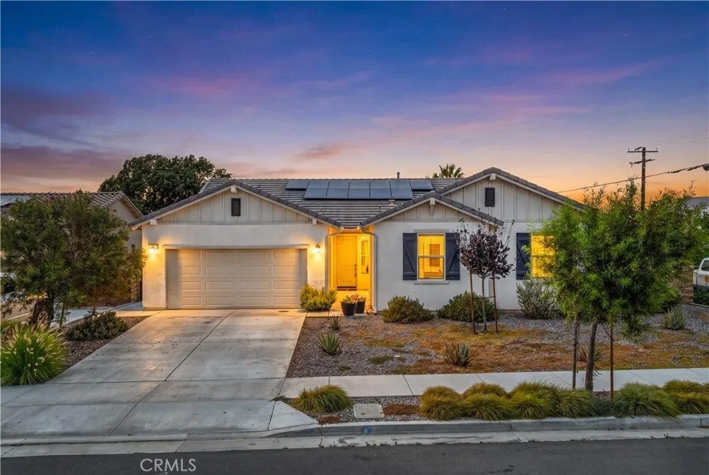 9019 Black Thorn Street — photo
