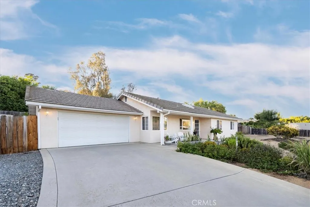 203 Rhesa, Fallbrook, CA 92028 — photo 3