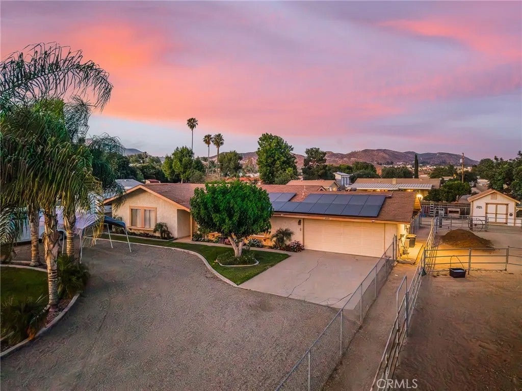34920 Cameron Lane — photo