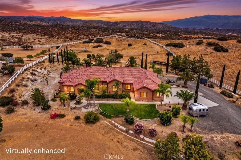 41820 Jojoba Hills Circle — photo
