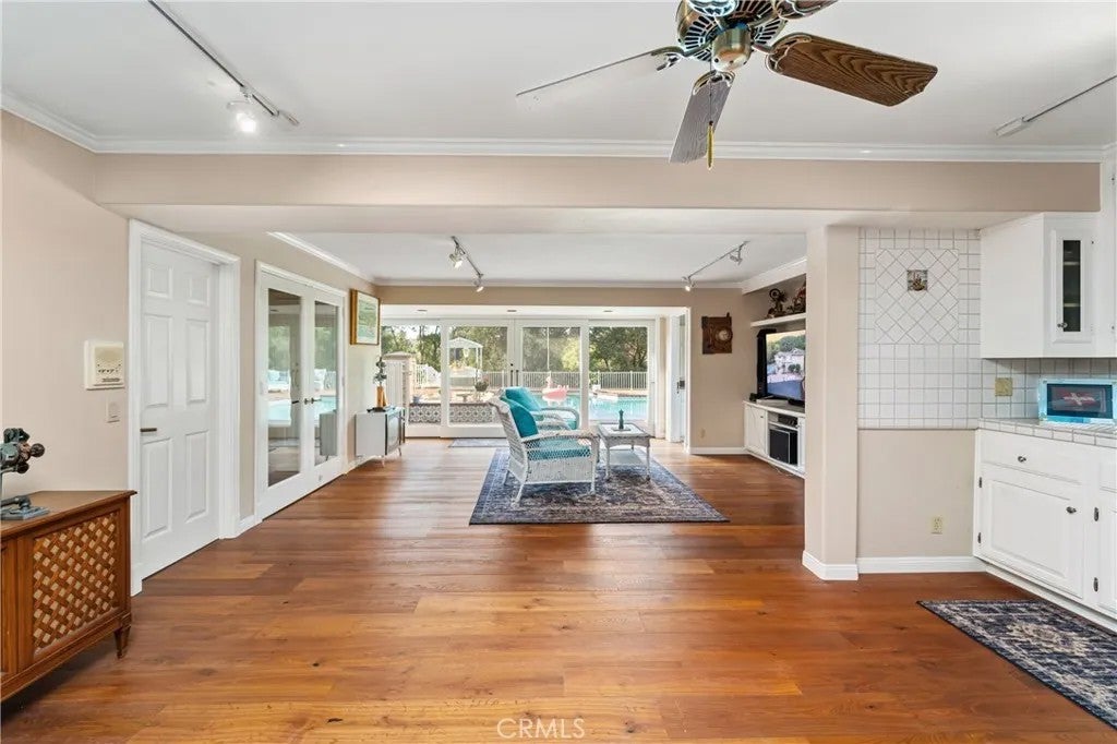 2923 Nuestra, Fallbrook, CA 92028 — photo 3