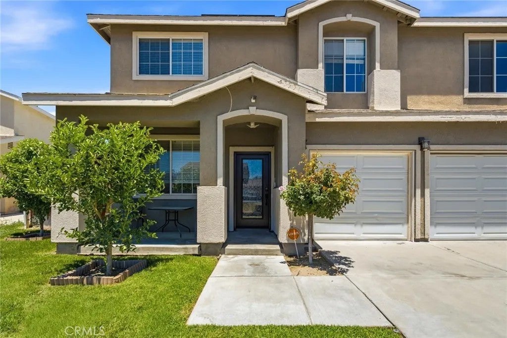 43554 Amazon Street — photo