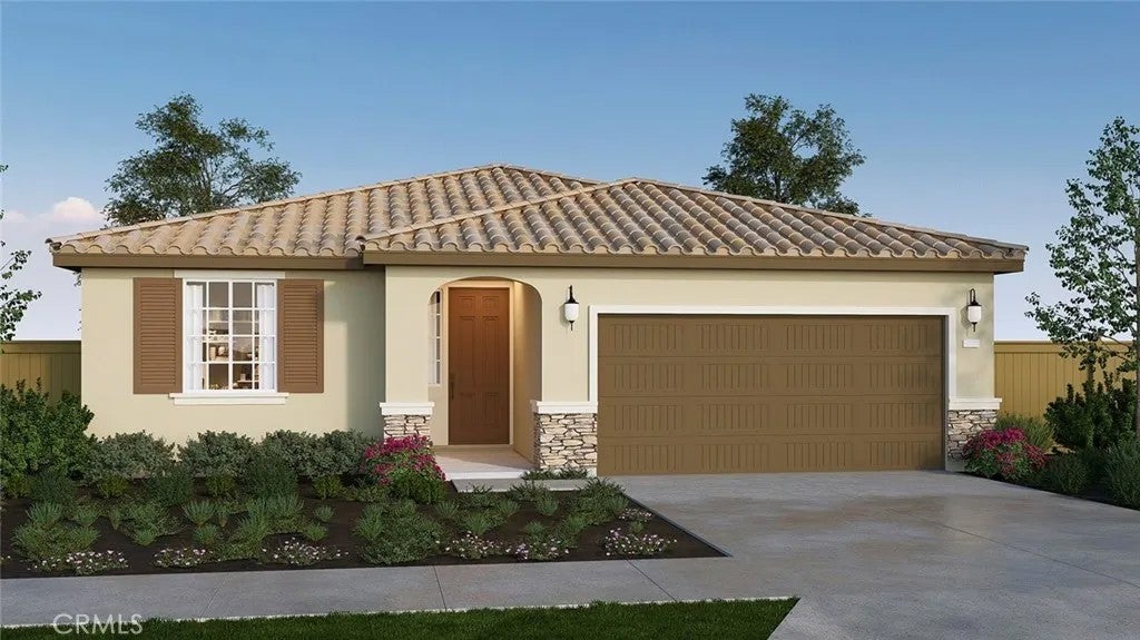 15548 Tomahawk Street — photo