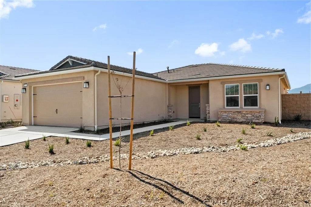 3354 Larson Lane — photo