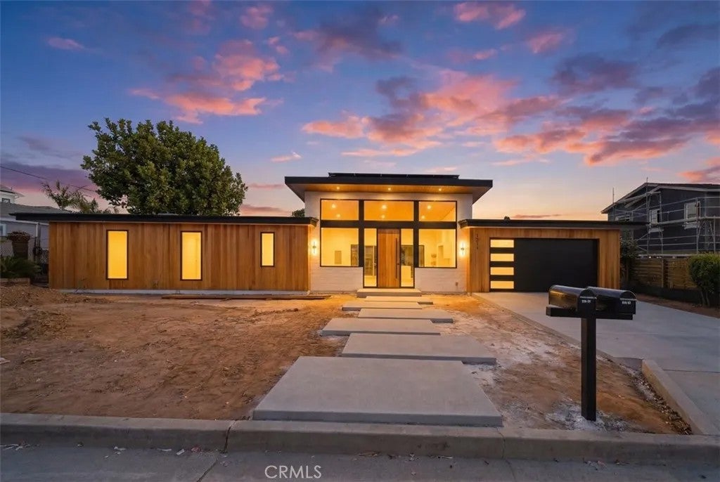 1211 Kelly — photo
