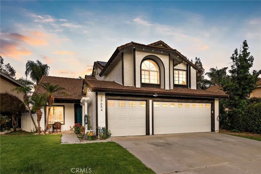 39654 Avenida Miguel Oeste — photo
