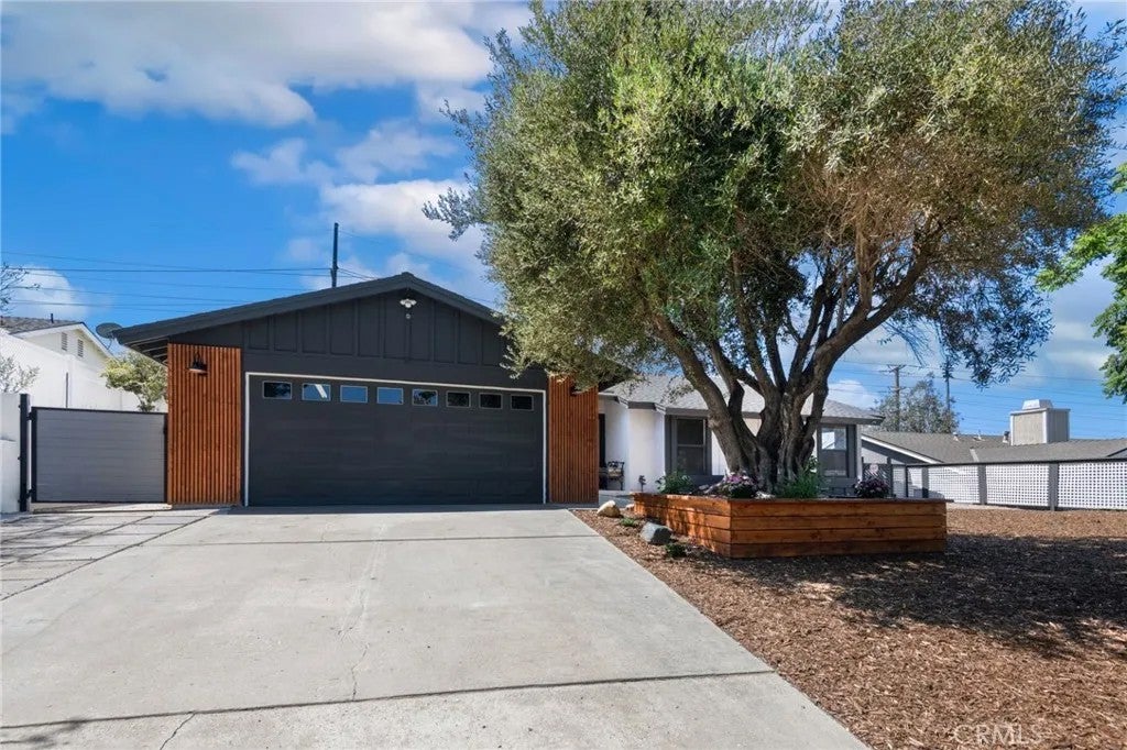 30085 Levande Court — photo
