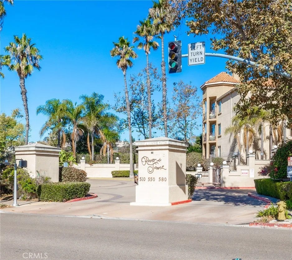 510 Camino De La Reina 332 — photo
