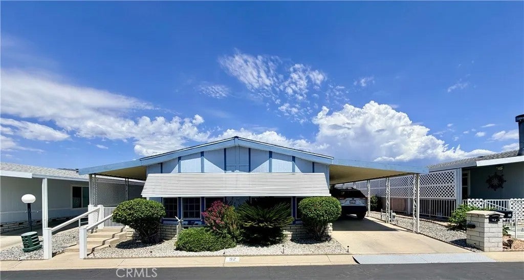 24600 Mountain 92 — photo