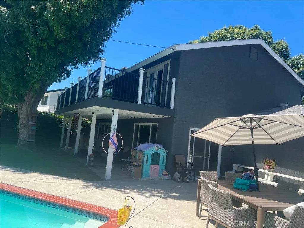 1016 Roldan — photo