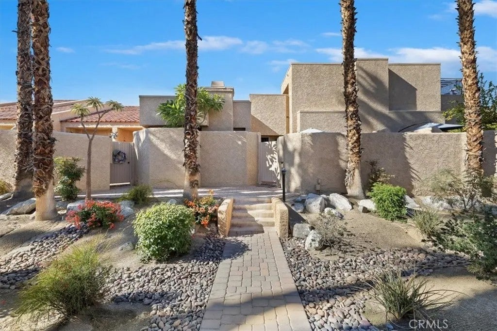 73422 Irontree — photo