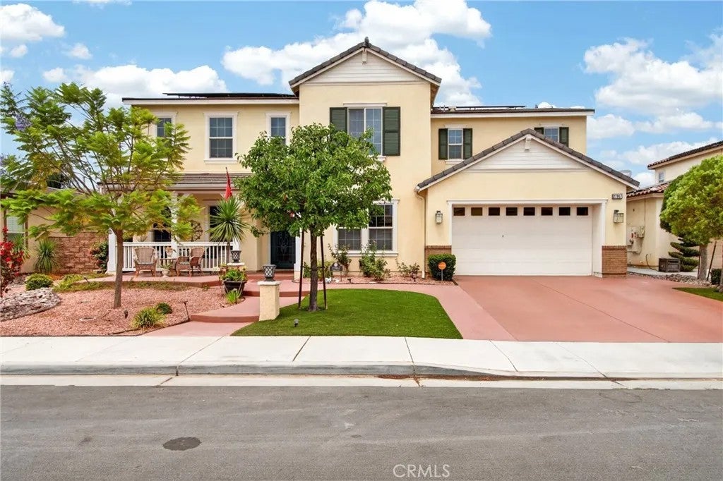 27867 Huron Court — photo