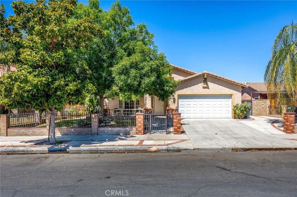 1325 Shenandoah — photo