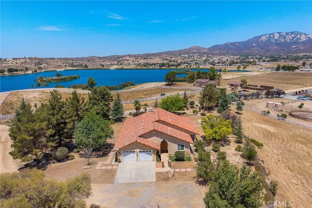 41810 Lakefront Drive — photo