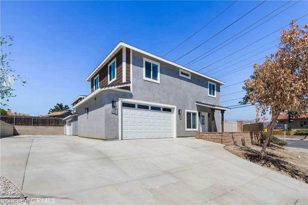 6015 Florence Street — photo