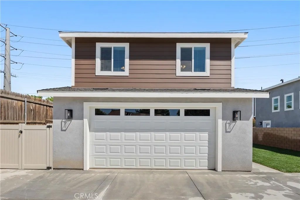 6009 Florence Street — photo