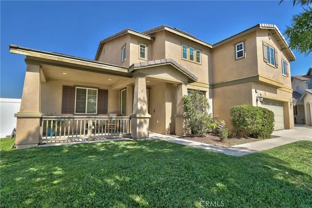 1705 Beacon Court — photo