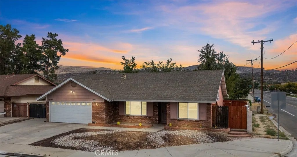 41763 Lomas — photo